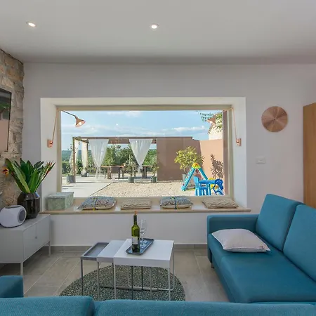 Villa Famiglia Selina