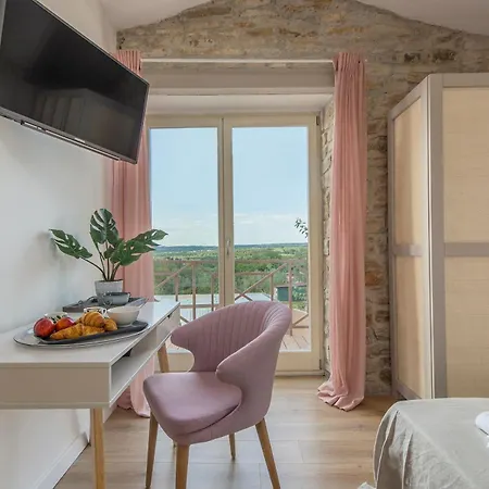 Famiglia Villa *